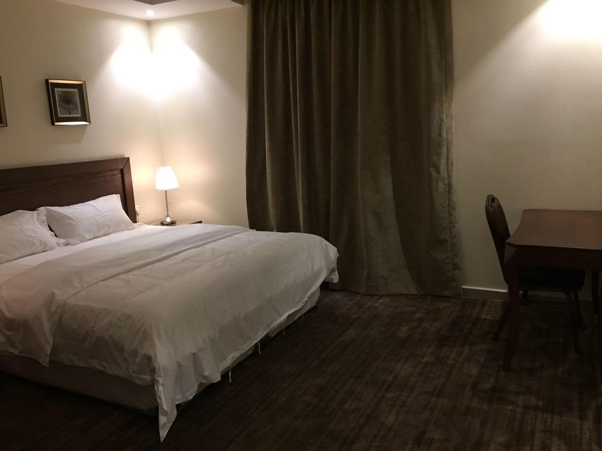 Asfar Plaza Aparthotel Khobar Buitenkant foto