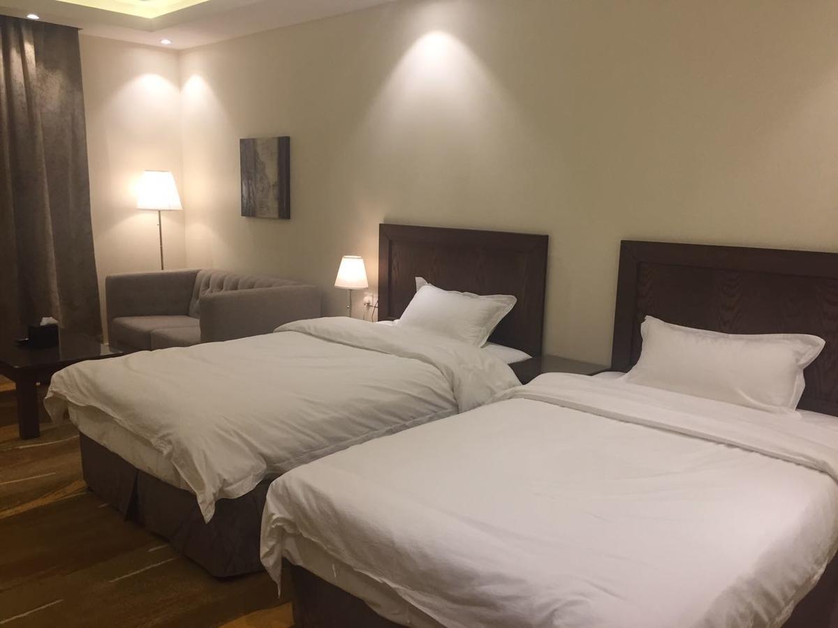 Asfar Plaza Aparthotel Khobar Buitenkant foto